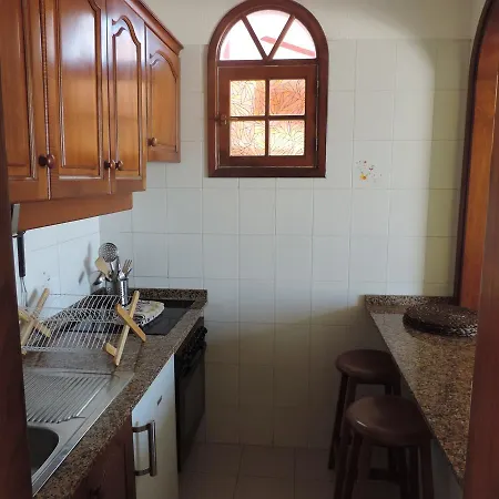 Apartamento Laguna Park 2 *